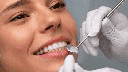 Diferencias entre raspado y limpieza dental AM Dental Studio