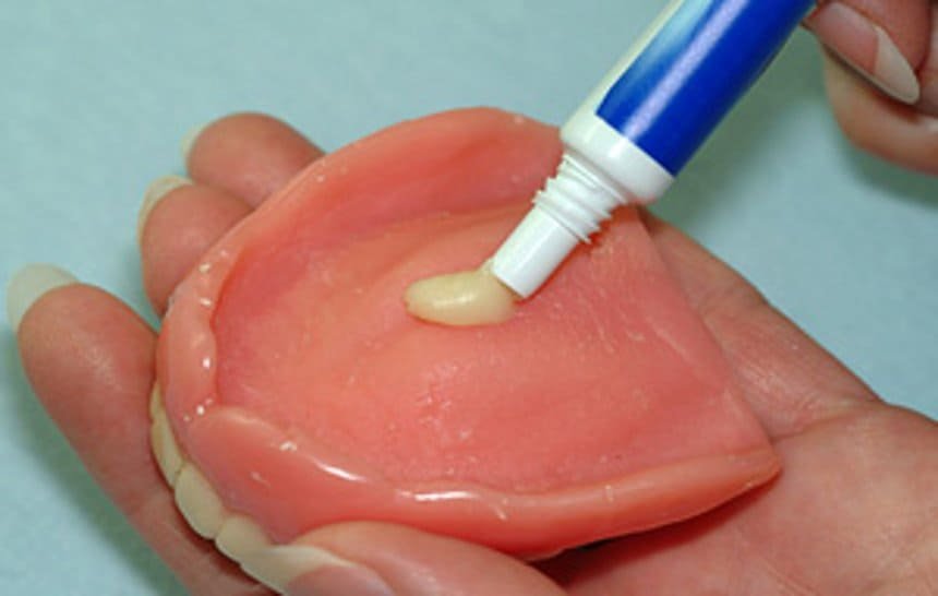 ¿Cuál será el número adhesivo para usar el lámparas dice dentales